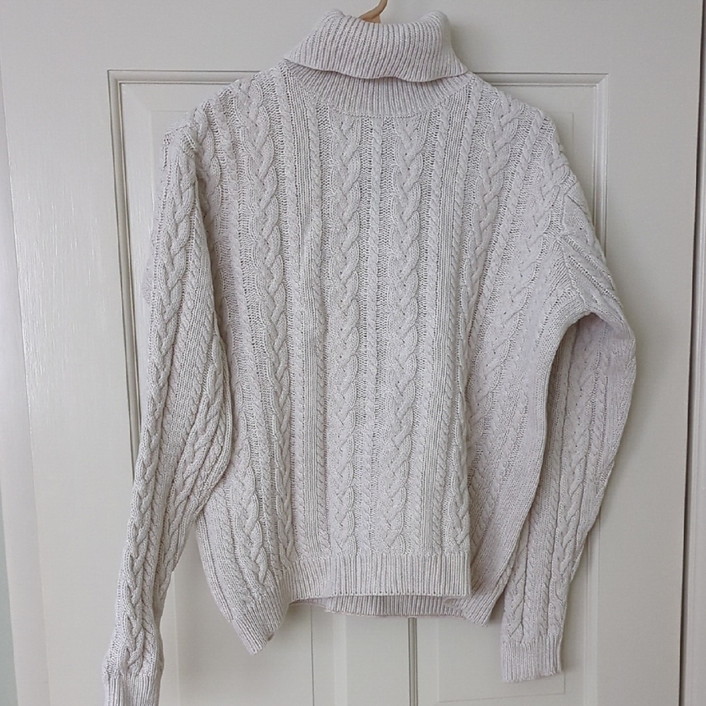 Cozy Cable Knit Turtleneck Sweater - Cream